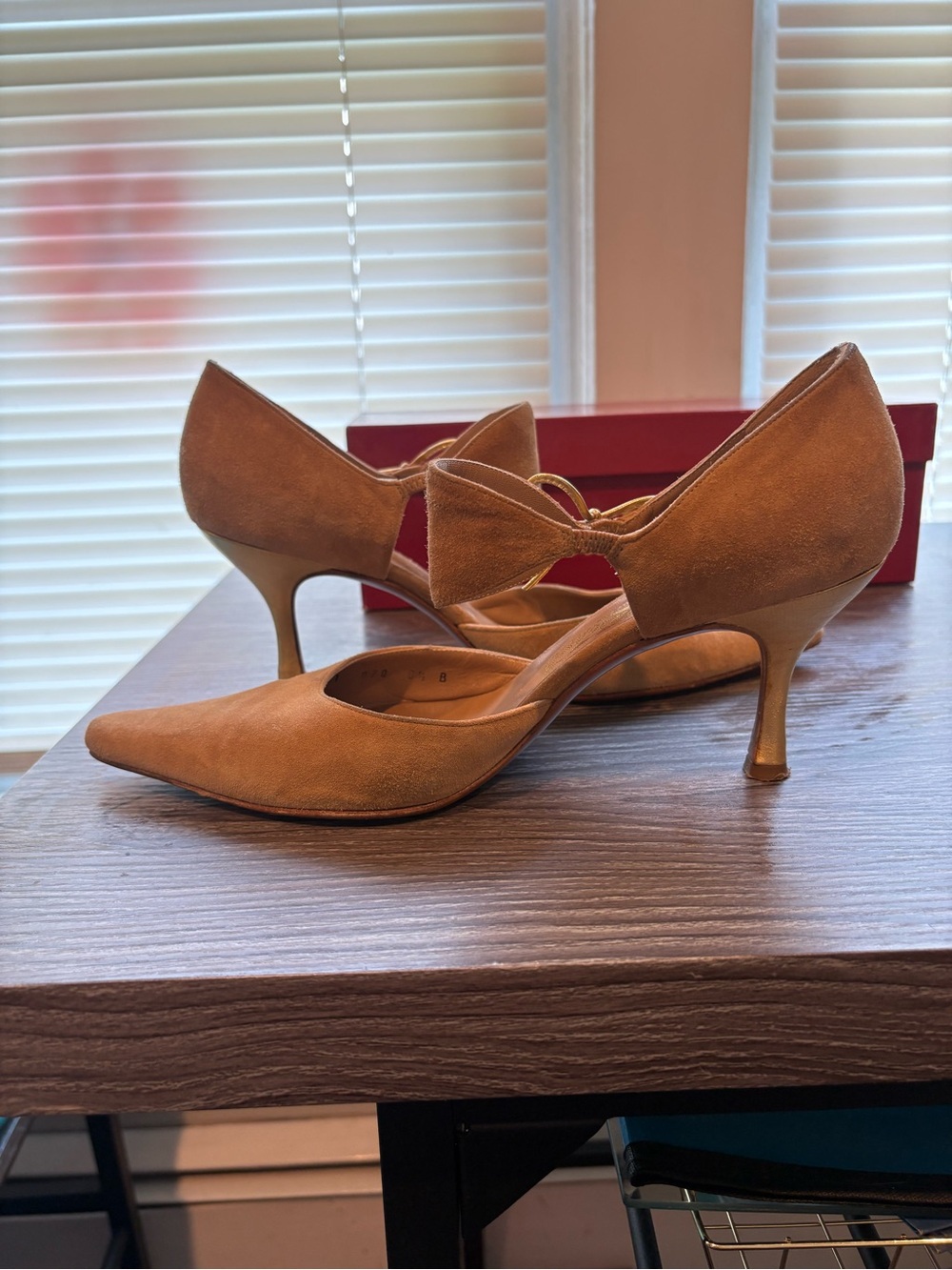 Salvatore Ferragamo Brigida 7cm Camel Suede Bow Ankle Strap Pumps Heels Sz 8.5B - Picture 6 of 15